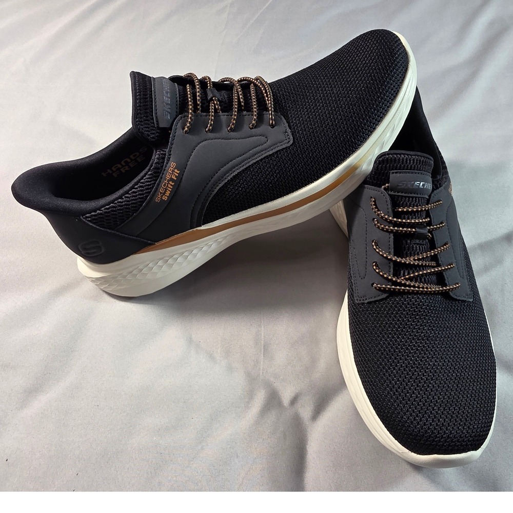 Skechers Swift Fit Hands Free Slip-ins Mens 11 Black Sneakers NEW